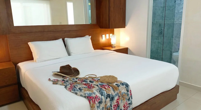Апартаменты Polo 54 Downtown Apartments