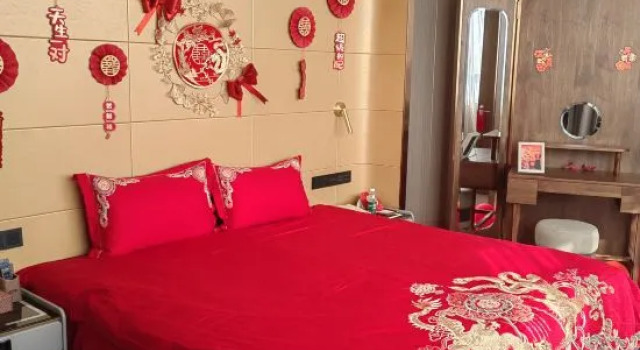 Люкс Deluxe Babala Hotel (Guangzhou Dagang)