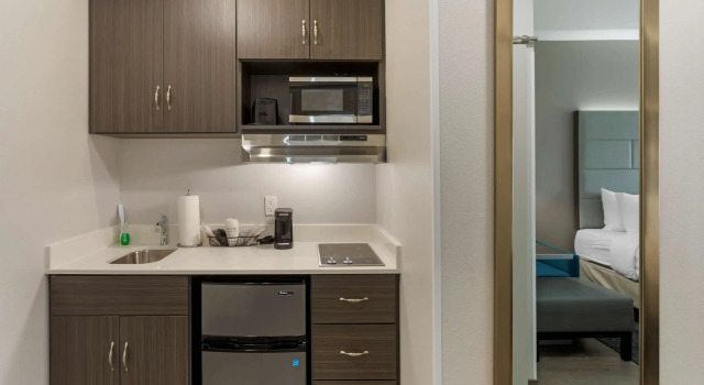 Четырёхместный люкс Best Western Plus Executive Residency Nashville Antioch