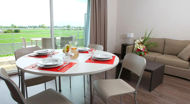 Air-conditioned apartment close to Mont Saint Michel, Rezerwuj Apartament  