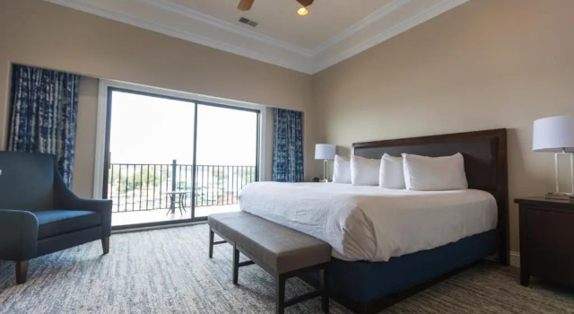 Двухместный люкс c 1 комнатой с видом на озеро Camden on the Lake Resort