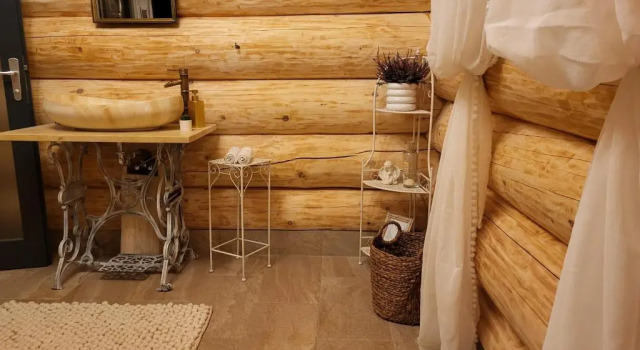 Коттедж Harghita Log Houses