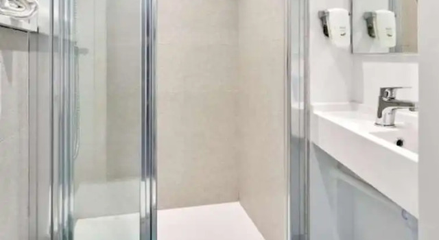 Номер Standard Kyriad ECO - Dijon Sud Chenove