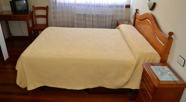 Двухместный номер Standard с балконом Pensión Residencia Buenos Aires
