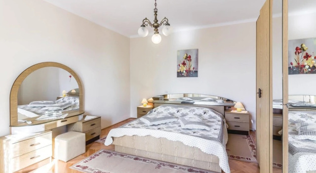 Awesome Apartment in Pula With 2 Bedrooms and Wifi, Rezervovat Apartmán Hotely v Pula Region s parkováním, Parkování
