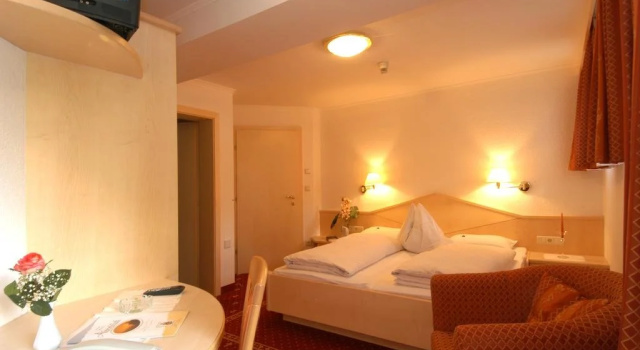 Hotel Alpenblick, Забронировать Отель Пфельдерс Texel Group National Park