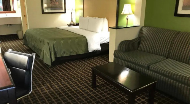 Standard Zimmer Quality Inn Byron