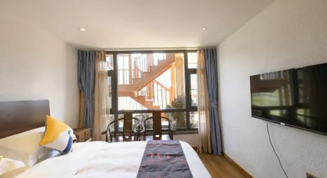 Люкс Deluxe Guizhou Wonderland Resort by Barceló