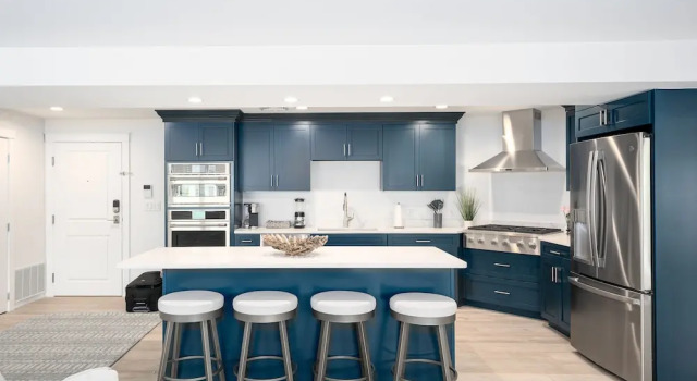 Номер Standard Thomas Sea Suites at Harbourtown