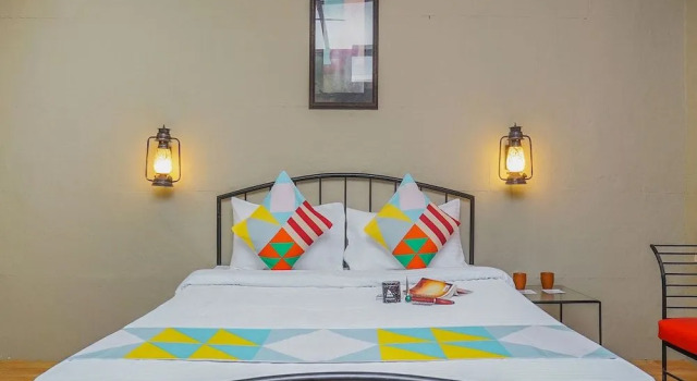 OYO 19577 Home Cozy Heritage Cottage Lonavala, Забронировать Дом для отпуска Отели Лонавала с завтраком, Завтраки