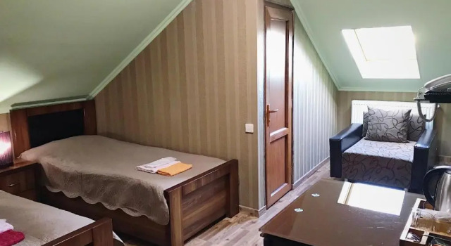 Camera Economy Hotel Aragvi