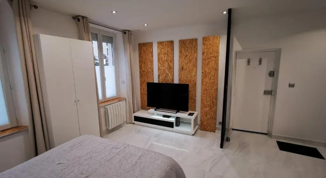Studio entre Paris et Versailles, Book Hotel Versailles 