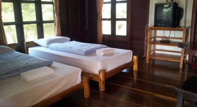 Khontong Resort, Varaa Lomakeskus Hotellit North-Eastern Thailand pysäköinnillä, Pysäköinti