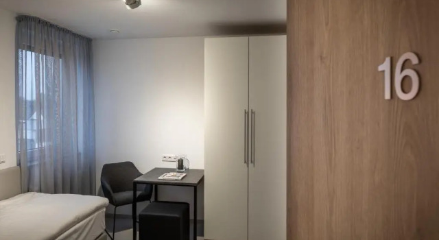 Полулюкс Home & Work