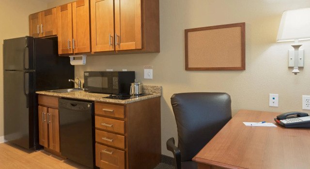 Двухместный люкс Candlewood Suites Tallahassee by IHG