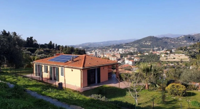 Apartment Giulia Imperia