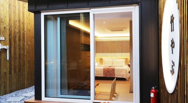 Номер Royal Hotel SoL