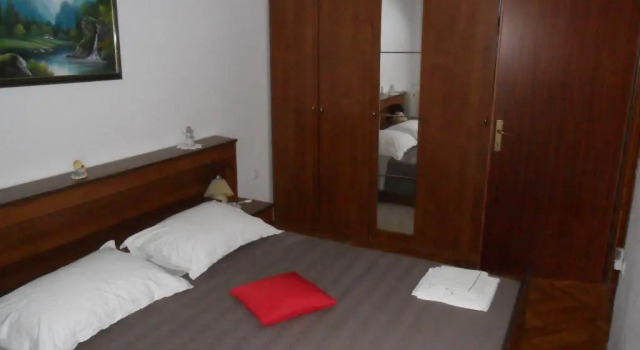 Apartment Amadeus, Prenota Appartamento Segna 