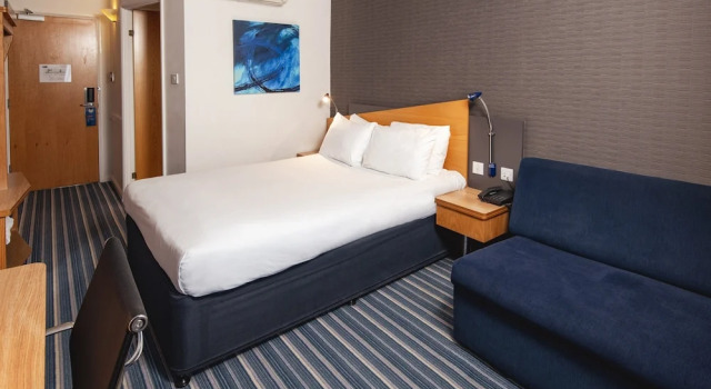 Двухместный номер с диваном Standard Holiday Inn Express London - Wandsworth by IHG