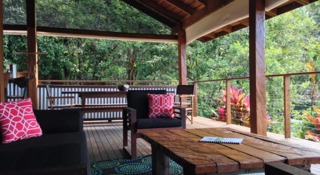 Коттедж Noah Creek Eco Huts
