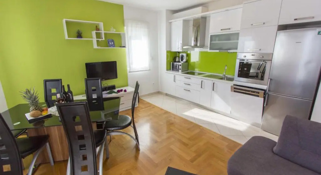 Adela Apartments Žnjan Split, Prenota Appartamento Splitska 