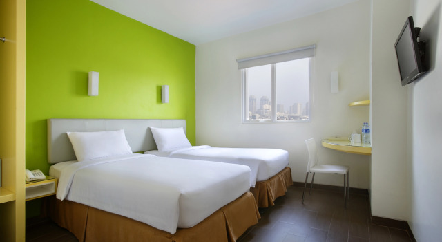 Двухместный номер Standard Amaris Hotel Dr. Susilo Grogol