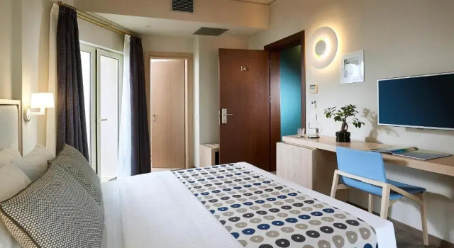 Двухместный номер Superior с видом на море Irida Hotel