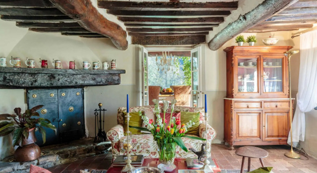 Casa Nel Bosco in Santa Maria del Giudice, Забронировать Вилла Санта-Мария-дель-Джудиче Тоскана