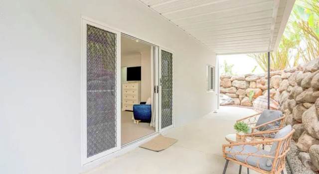 Люкс Premier Palm Cove Studio Apartments