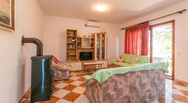 4 Bedroom Amazing Home In Sukosan, Забронировать Отель Отели в центре Сукошан, в центре