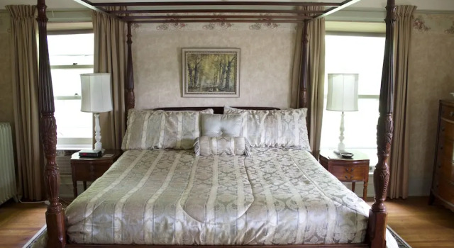 Doppel Suite Saravilla Bed & Breakfast