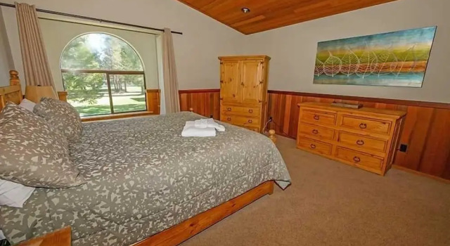 596 Danube Drive 3 Bedroom Home by RedAwning