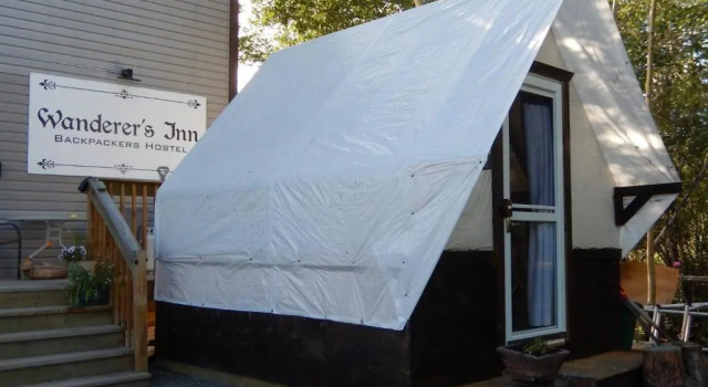 Тент Wanderer's Inn Backpackers Hostel