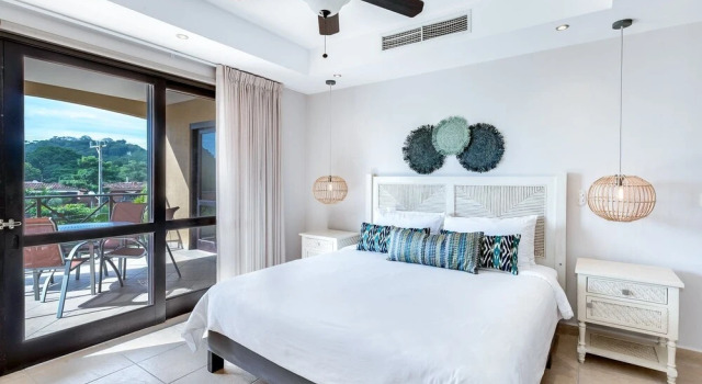 Номер Standard 3br/2.5ba Designer Condo in Beachfront Community