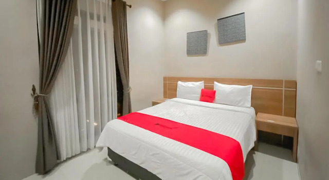 RedDoorz Premium @ Griya Inkoppabri Cisarua Puncak