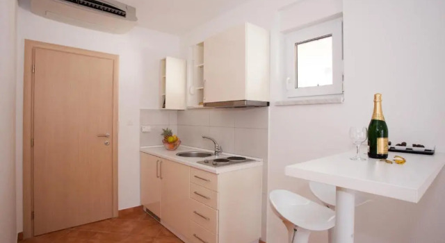 Студия с видом на море Apartments Mila