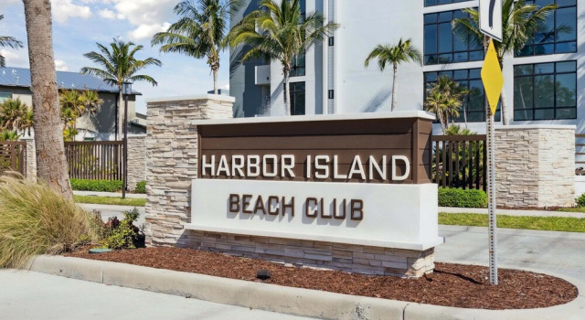 435 Strand Dr, Varaa Lomakoti Huvilat kohteessa Florida, Villa