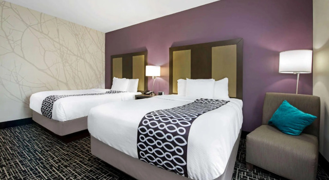 Четырёхместный номер Standard La Quinta by Wyndham Lake Charles - Westlake