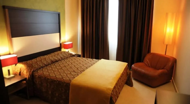 Четырёхместный номер Viola Palace Hotel