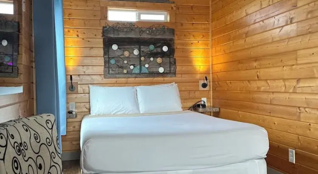 Двухместный коттедж Westport Marina Cottages