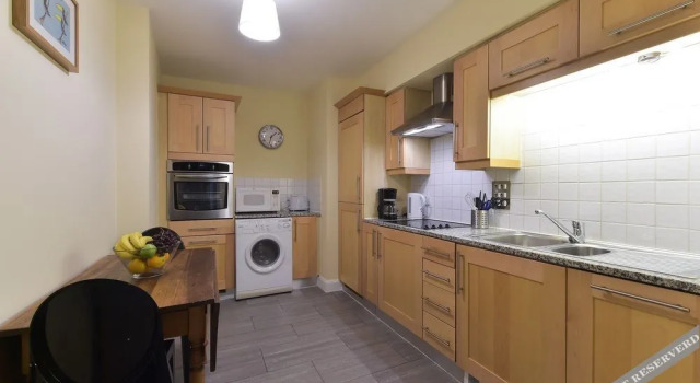 Tower Bridge City Apartments