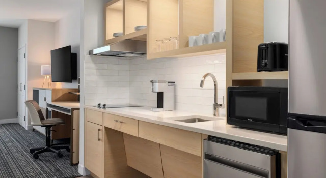 Четырёхместный люкс Towneplace Suites By Marriott Hickory