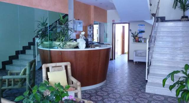 Hotel Suprem, Забронировать Отель Визерба Римини