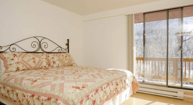 Storm Meadows Townhomes by Mountain Resorts, Забронировать Отель Стимбот-Спрингс Колорадо, рядом с Steamboat Powdercats