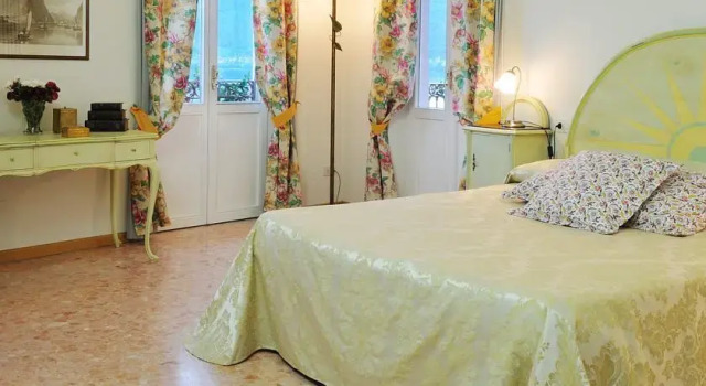 Villa Meridiana, Book Villa Hotels in Como with a Pool, Swimming Pool