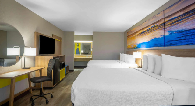 Четырёхместный номер Standard Days Inn by Wyndham Lonoke
