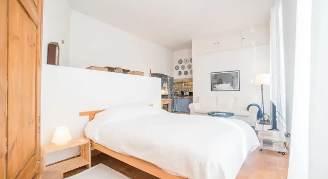 Студия Traditional Studio Apartment