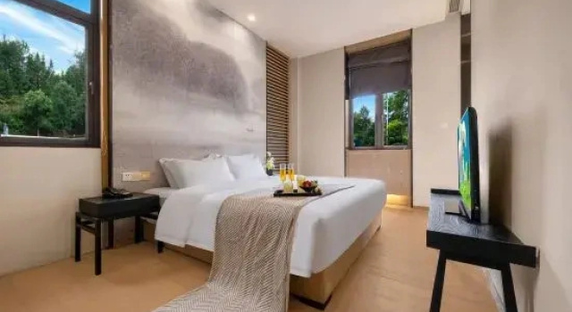 Люкс Executive Eteem Resort Hotel