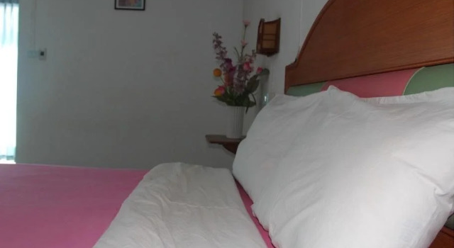 Vanarom Hotel, Забронировать Отель Пхитсанулок 