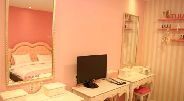 Люкс Hotel Skypark Myeongdong Iii